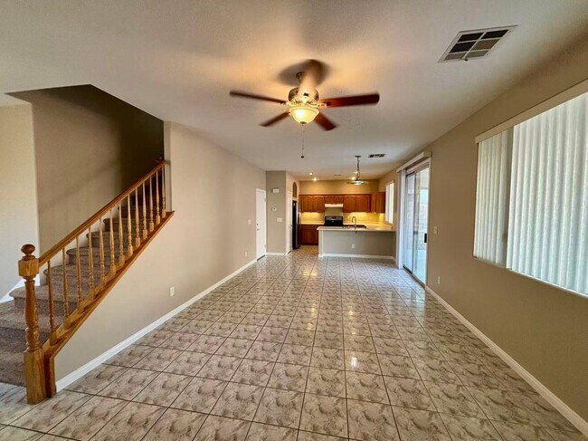 Foto del edificio - 8290 Golden Cypress Ave