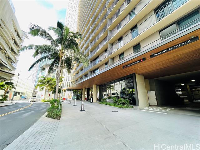 Foto del edificio - 987 Queen St