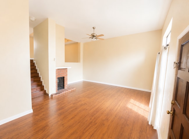 Building Photo - 4058 Mahaila Ave