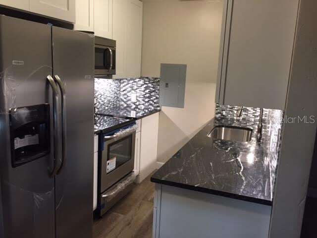 Foto del edificio - 520 70th St N