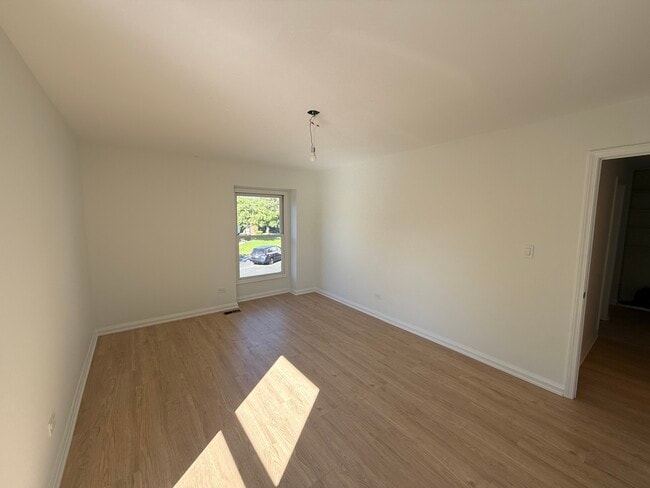 Building Photo - 958 W Inverrary Ln