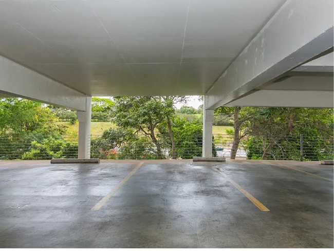 Building Photo - 98-410 Koauka Loop #3E