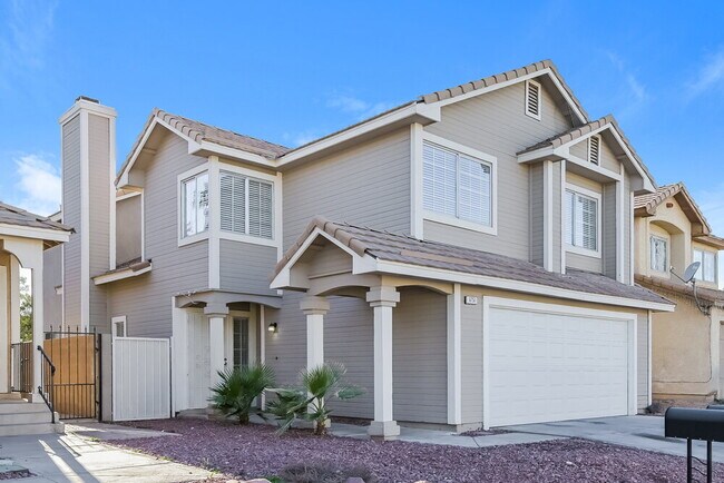 Building Photo - 1751 Forest Walk Dr