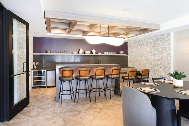 Foto del edificio - Yorktown Reserve