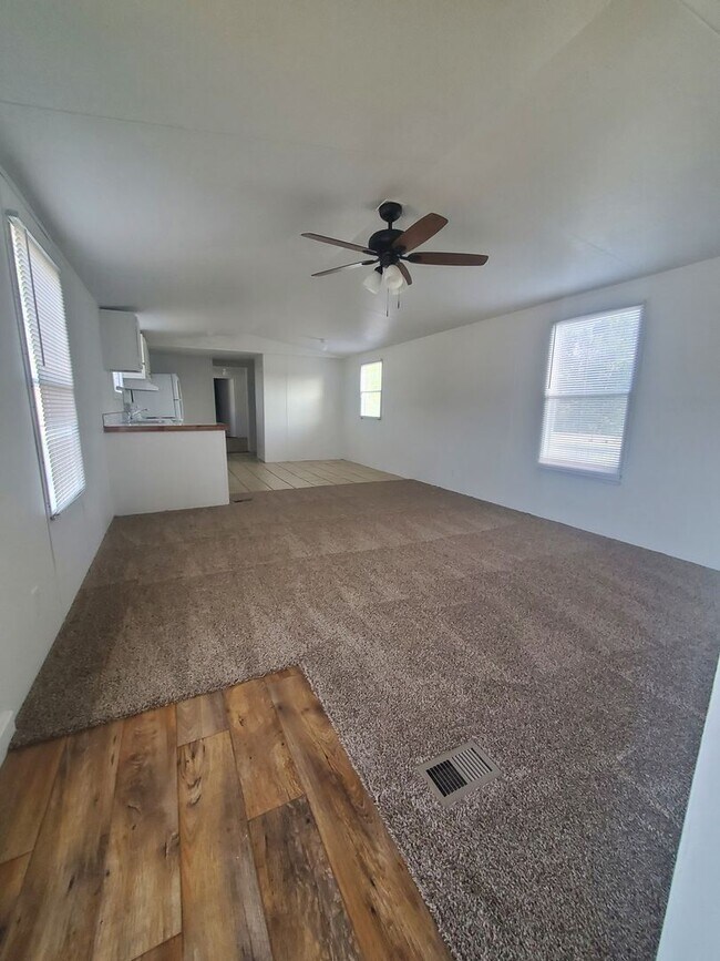 Foto del edificio - Ready to move in!