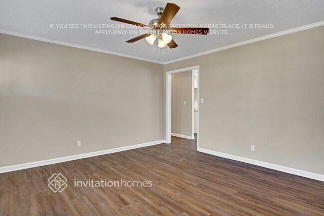 Foto del edificio - 521 Ivy Ln