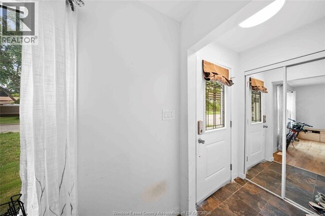 Building Photo - 3495 Longfellow Ave