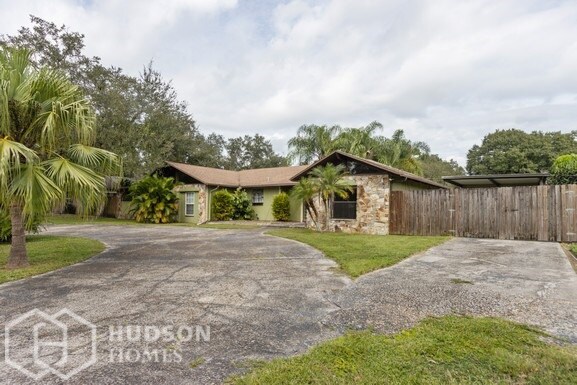 Foto principal - 3430 Lori Ln S