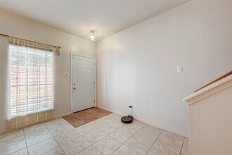 Building Photo - 3780 Tanglewilde St