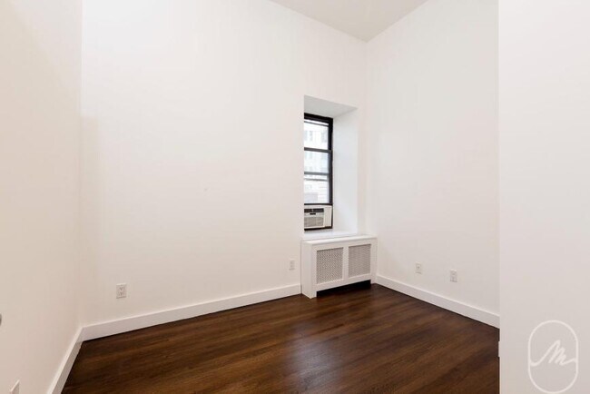 Foto del edificio - 2 bedroom in New York NY 10003
