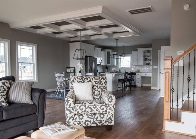 Building Photo - Beautiful 3 Bedroom Townhome in Forest