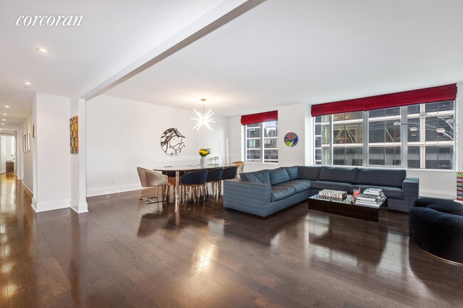 Foto del edificio - 50 Riverside Blvd