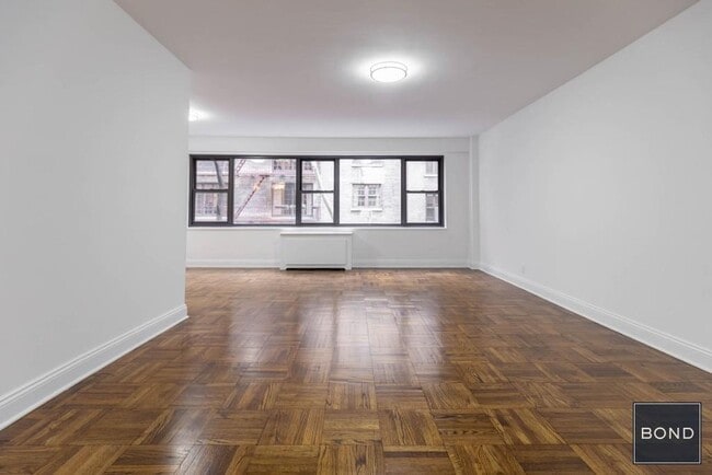 Building Photo - 405 E 56th St
