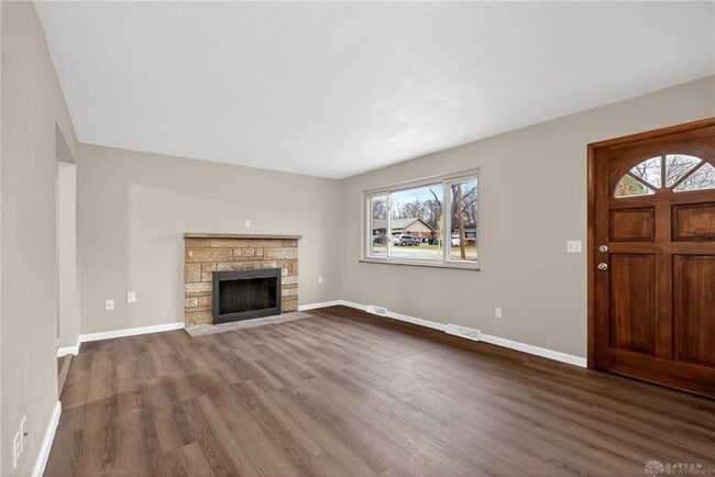 Foto del edificio - 275 Parker Dr