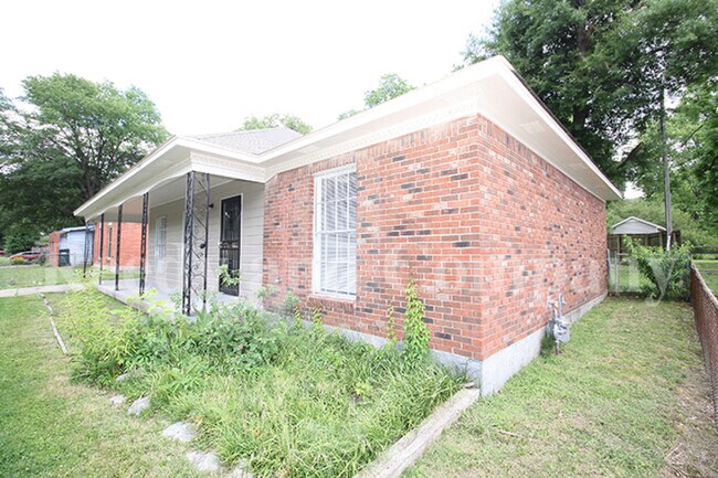 Building Photo - 3096 Claudette Rd