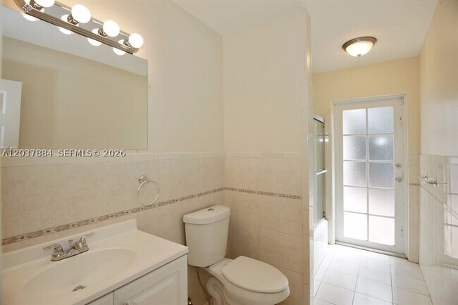 Foto del edificio - 781 SW 64th Terrace