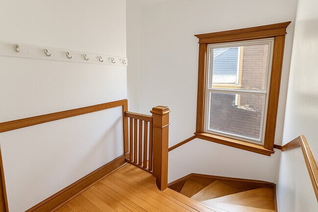 Foto del edificio - 3607 W Wrightwood Ave