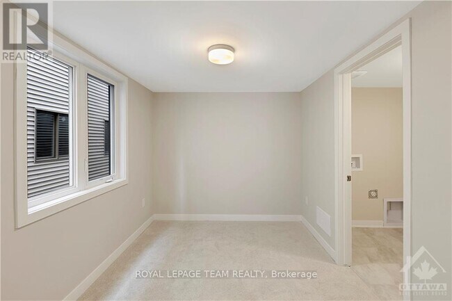 Building Photo - 3013 Rhyolite Wy