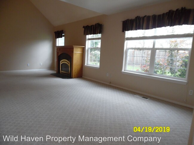 Building Photo - 3 br, 2 bath House - 2376 NW Grenfell Loop