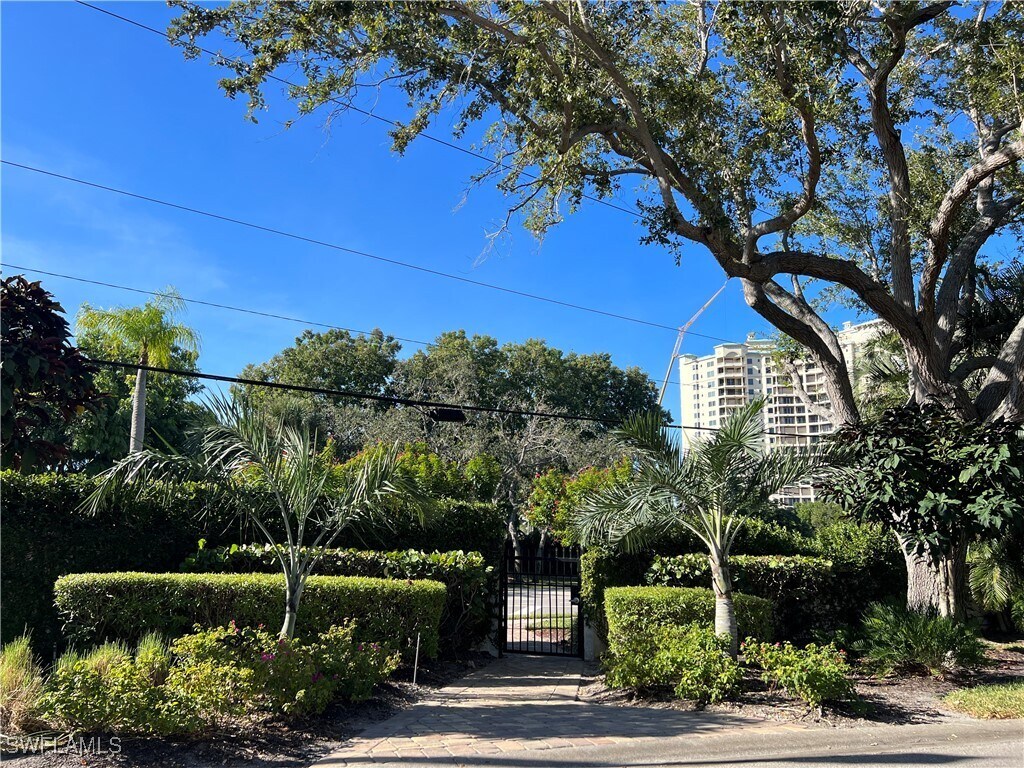 Foto del edificio - 565 Beachwalk Cir