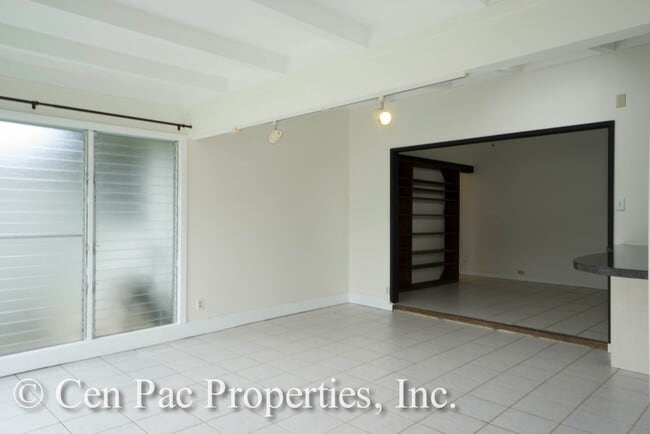 Foto del edificio - 3 Bed, 2 Bath House/Across the Street from...