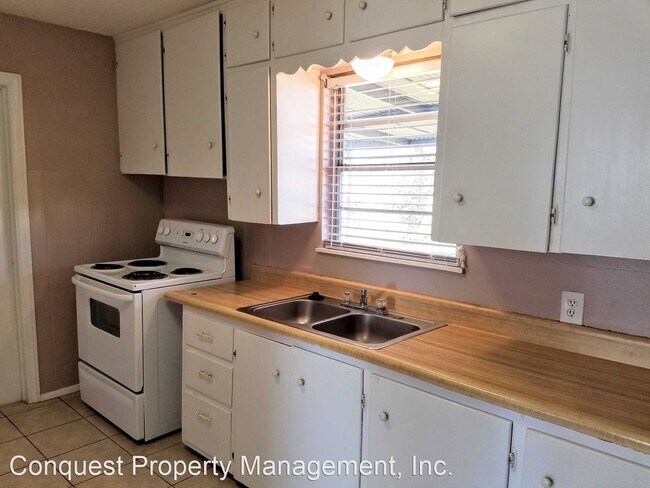 Foto del edificio - 2 br, 1 bath House - 2318 Plume Dr.