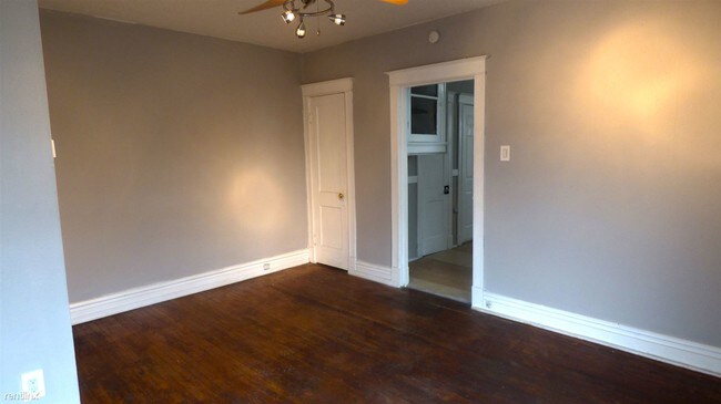 Foto del edificio - 3502 S Spring Ave