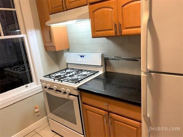 Foto del edificio - 1700 Broadway