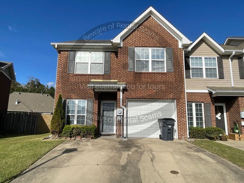 Primary Photo - 2143 Kings Ct