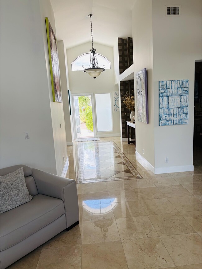 Foto del edificio - 13186 Touchstone Pl