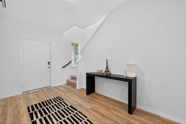 Foto del edificio - 21624 Elmheart Dr