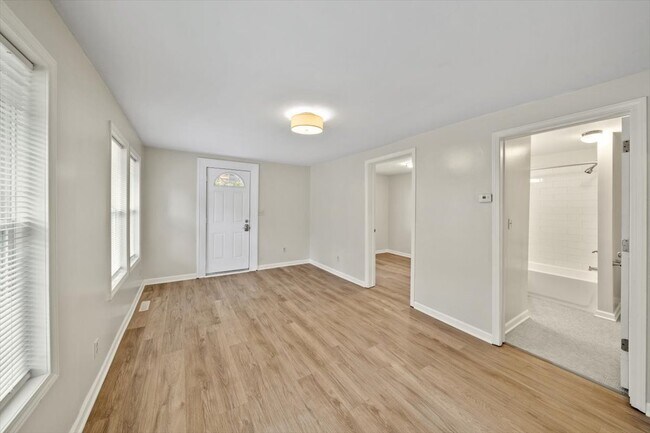 Foto del edificio - 4459 Fisher St