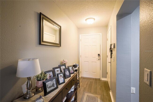 Foto del edificio - 6925 Marble Fawn Pl