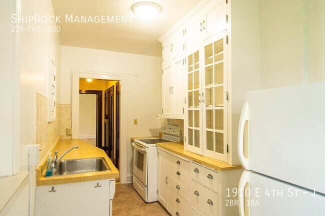 Foto del edificio - 1910 E 4th St