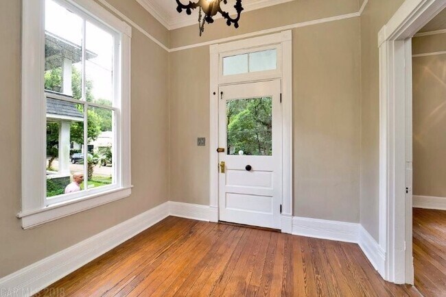 Foto del edificio - 54 S Hallett St