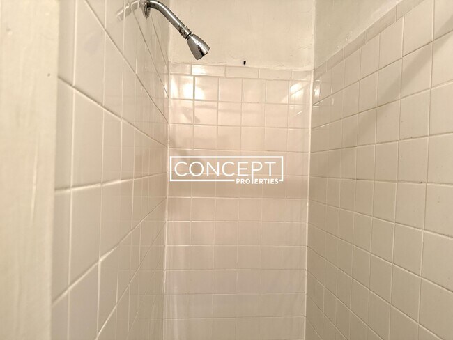 Building Photo - 90 Myrtle St