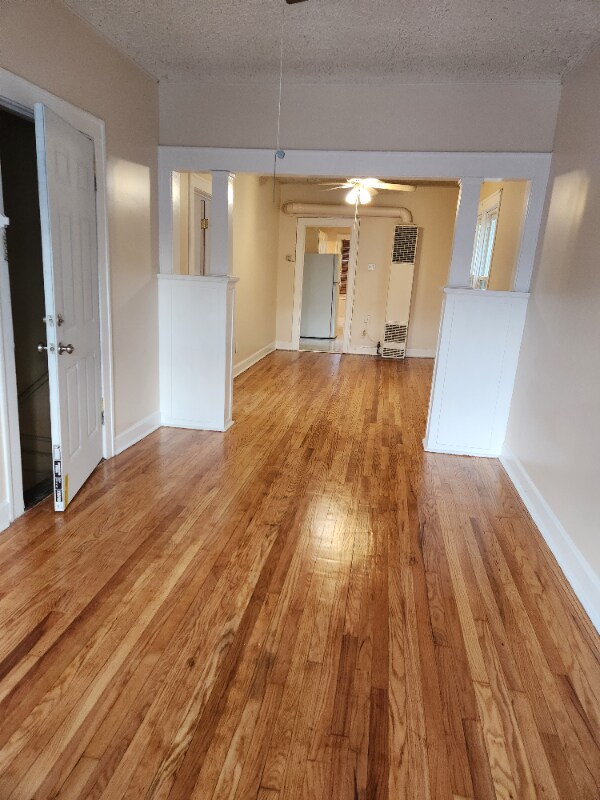 Photo - 9631 S Ave M (Chicago, IL)