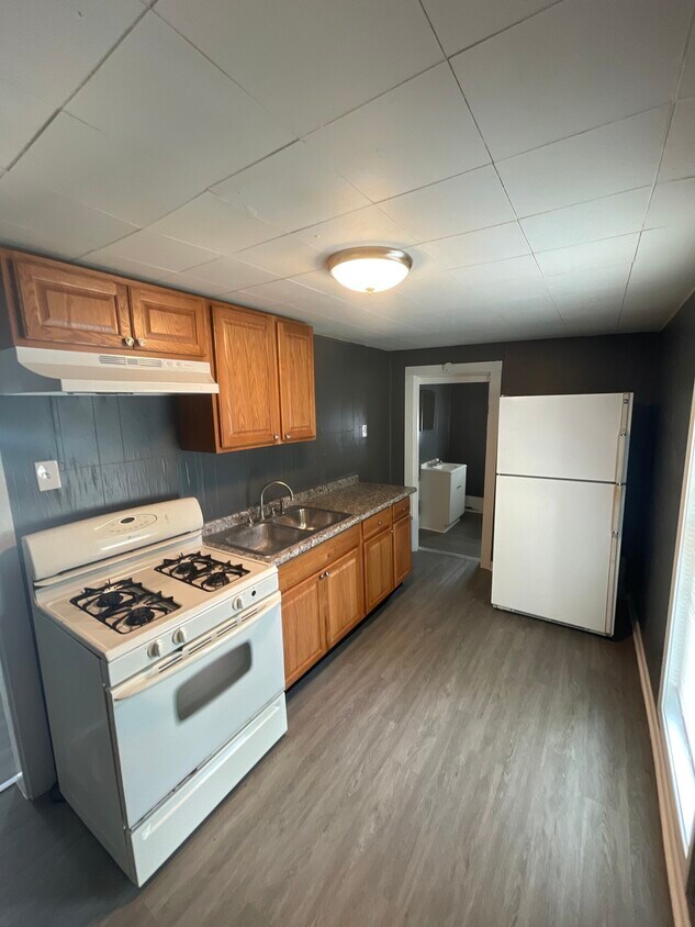 205 W College St, Crawfordsville, IN 47933 House Rental in