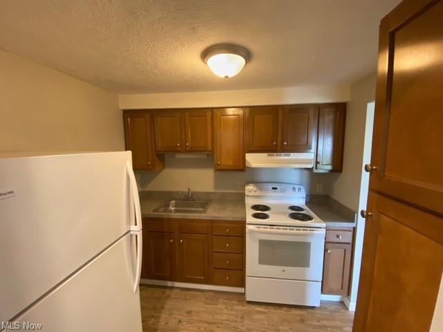 Building Photo - 930 Hostetler Rd