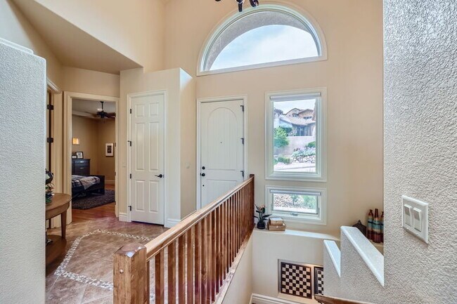 Building Photo - 7648 Solitude Ln