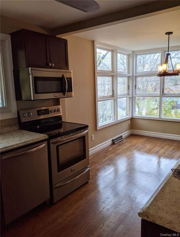 Foto del edificio - 3180 Lincoln Dr