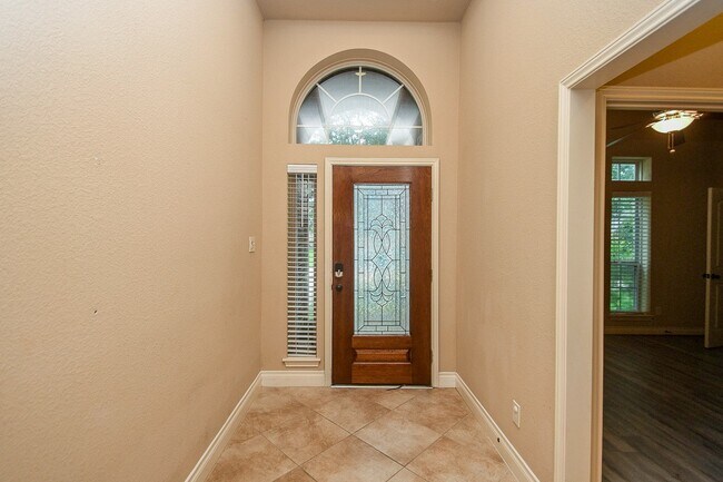 Building Photo - 2911 Village Brook Ln
