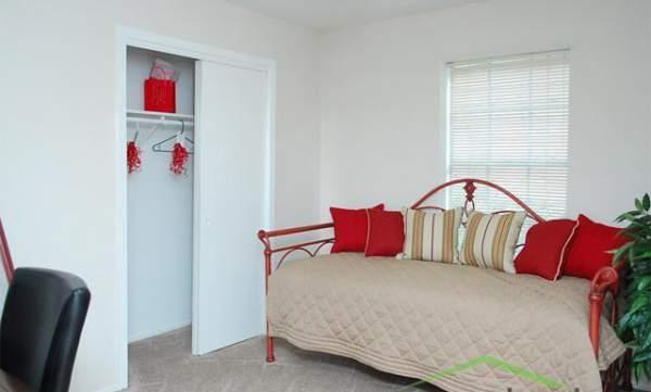 Building Photo - 1 bedroom in Houston TX 77007