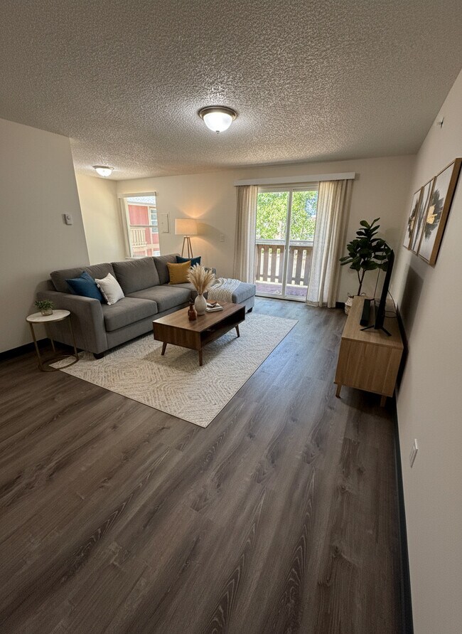 2 dormitorios - Sala de estar - Oak View Village