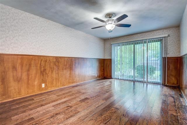 Foto del edificio - 3222 Latham Dr