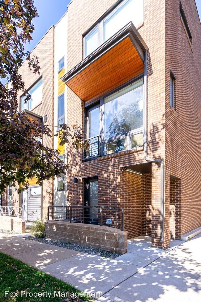 Building Photo - 2 br, 3 bath House - 717 E 24th Avenue