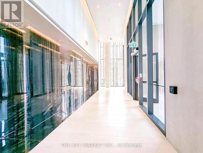 Building Photo - 138 Downes St