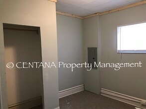 Building Photo - 2537 S Dakota St