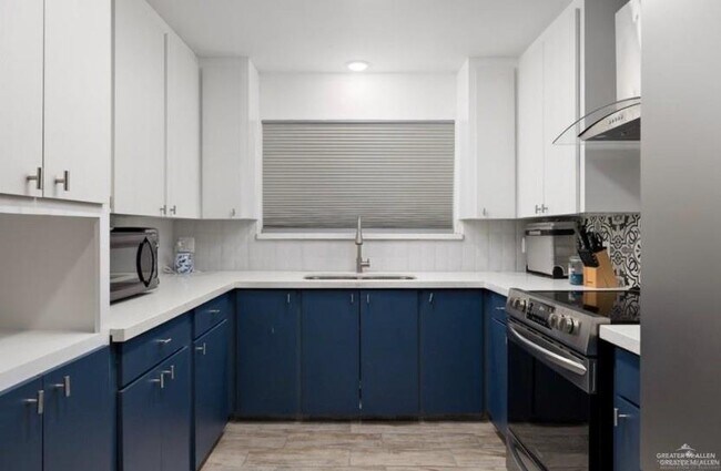 Foto del edificio - 2436 N 25th Ln
