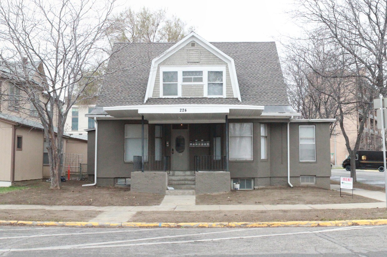 Exterior Front - 224 N 24th St